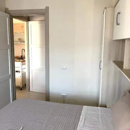 With 2 Bedrooms In With Furnished Balcony And Wifi 2 Km From The Beach